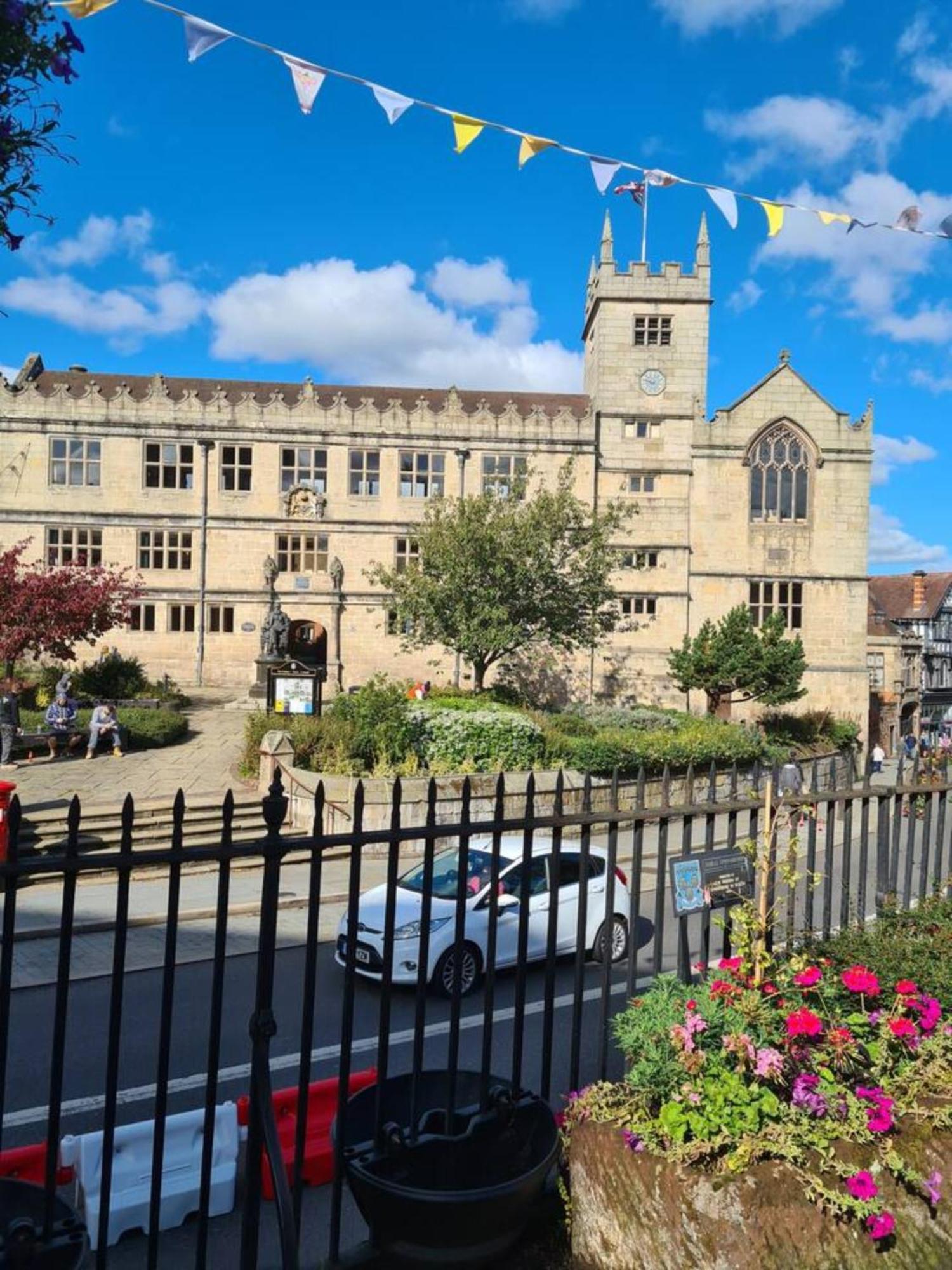 Cosy Corner - Town Centre Flat With Free Nearby Parking Apartment Shrewsbury Exterior photo